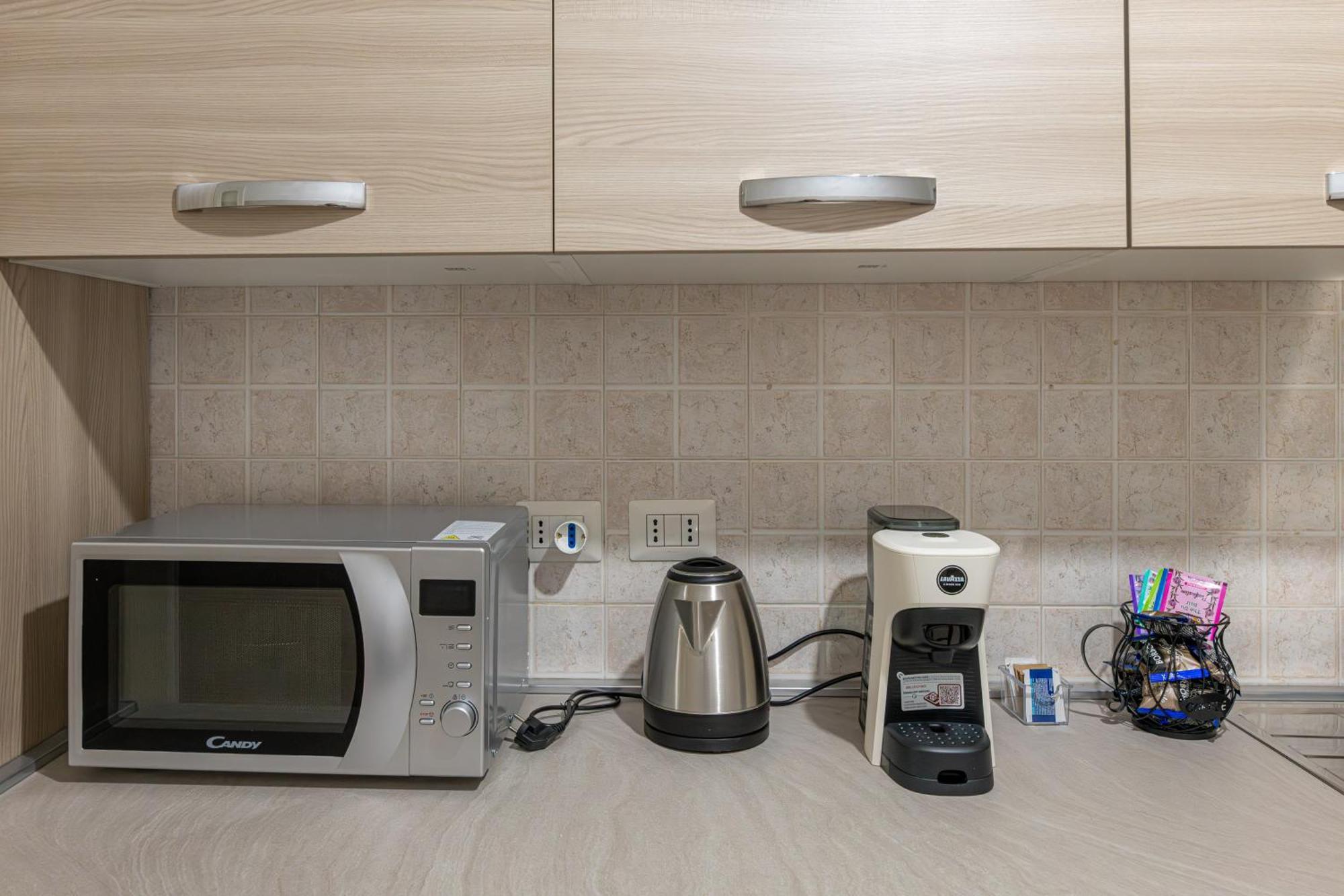 Inside Rome Apartment Exterior photo